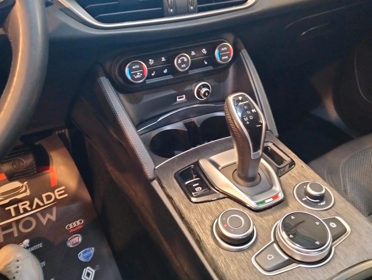 Alfa Romeo Stelvio 2.2 Turbodiesel 190 CV AT8 RWD Business