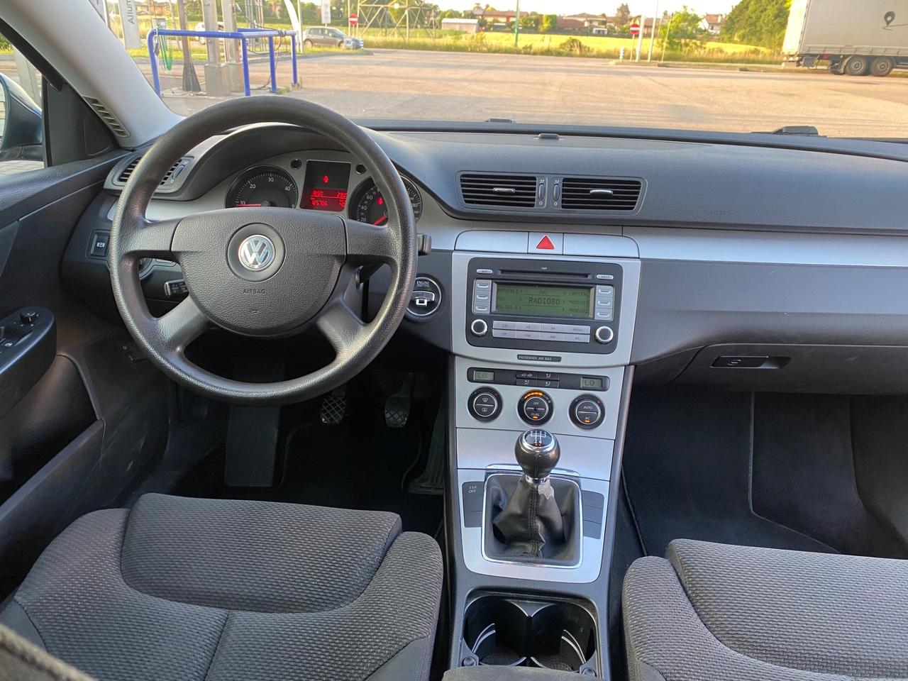 Volkswagen Passat 1.9 TDI/105CV Comfortline