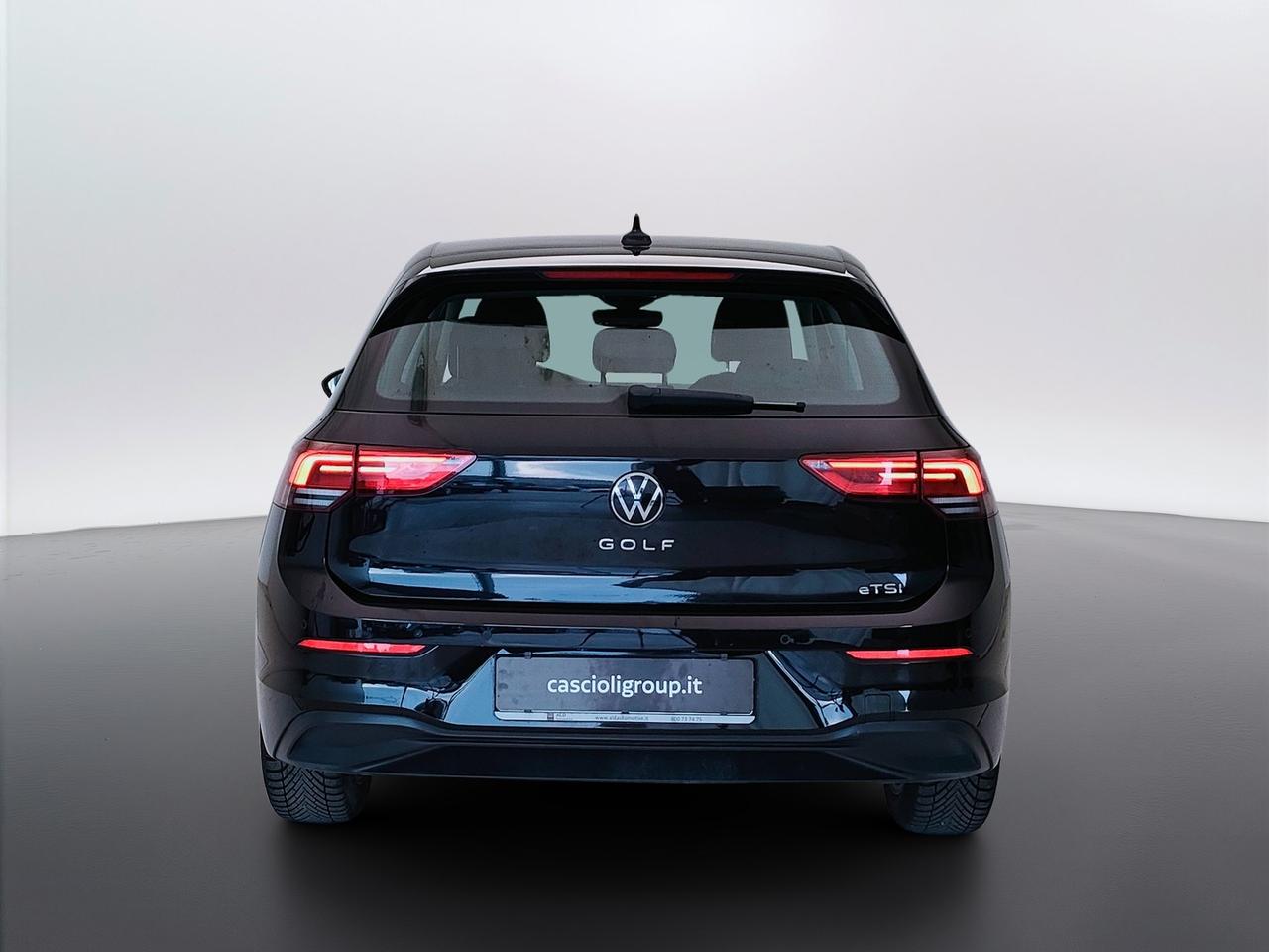 VOLKSWAGEN Golf VIII 2020 - Golf 1.0 etsi evo Life 110cv dsg