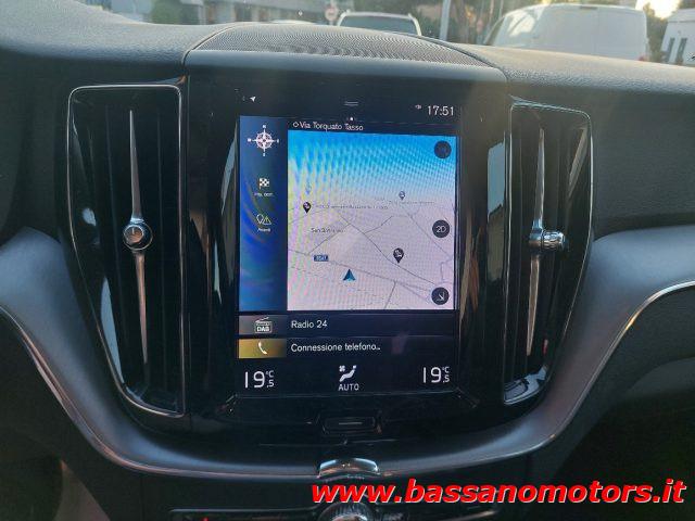 VOLVO XC60 B4 (d) AWD Geartronic Momentum Pro