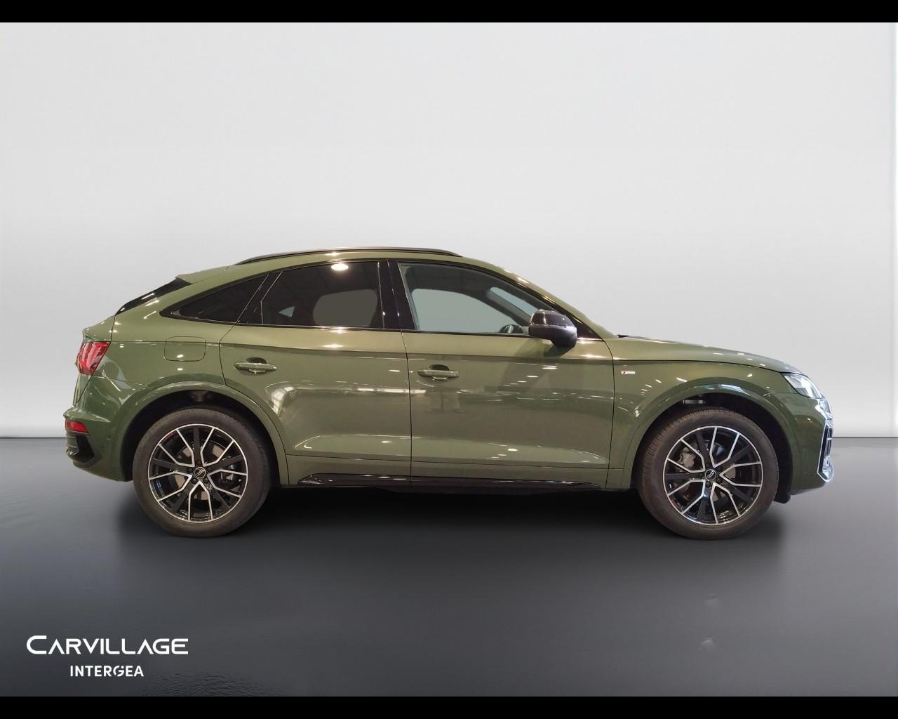 AUDI Q5 Sportback 40 2.0 tdi mhev 12V S line quattro s-tronic