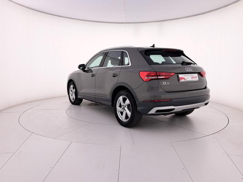 Audi Q3 35 2.0 tdi business advanced s-tronic