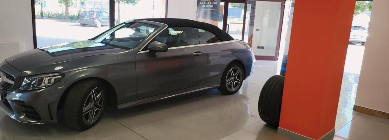 BELLISSIMA-IMPECCABILE-COME NUOVA-Mercedes-benz C 220 d Auto Cabrio Premium Plus.
