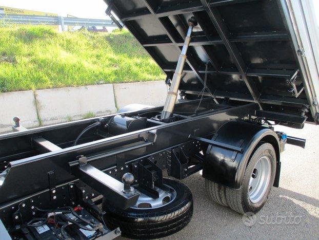 Mitsubishi Canter CANTER FUSO 3000 130CV E6 RIBALT