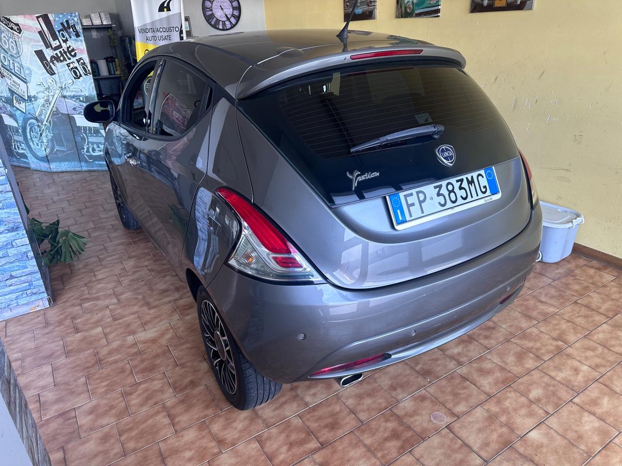 Lancia Ypsilon 1.2benz. Platinum 76.000km