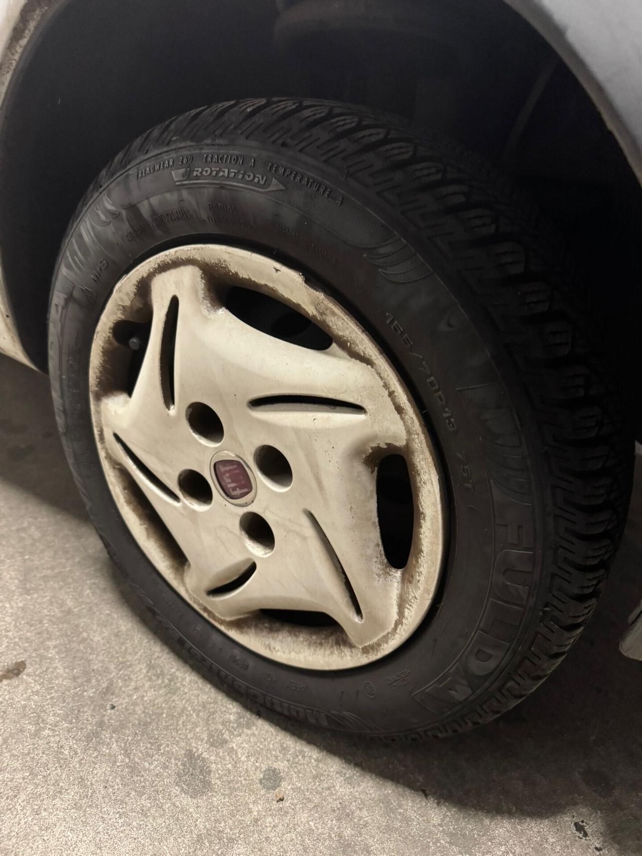 Fiat 600 1.1 Active 2009