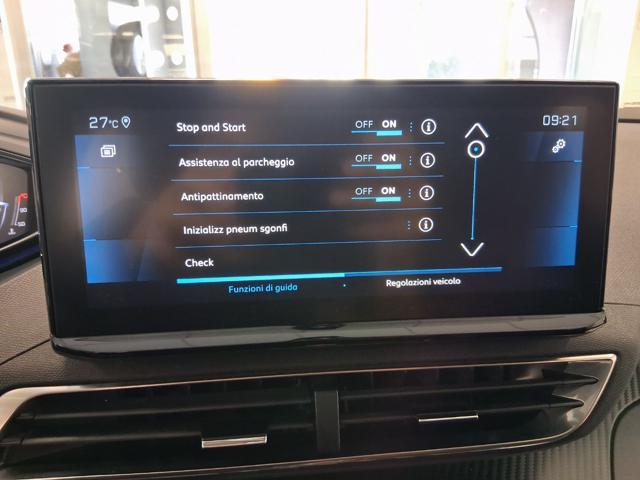 PEUGEOT 3008 BlueHDi 130 S&S EAT8 Active Business