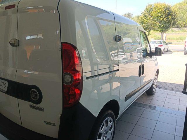 FIAT Doblò 1.4 T-Jet Natural Power PC-TN Cargo Lamier.