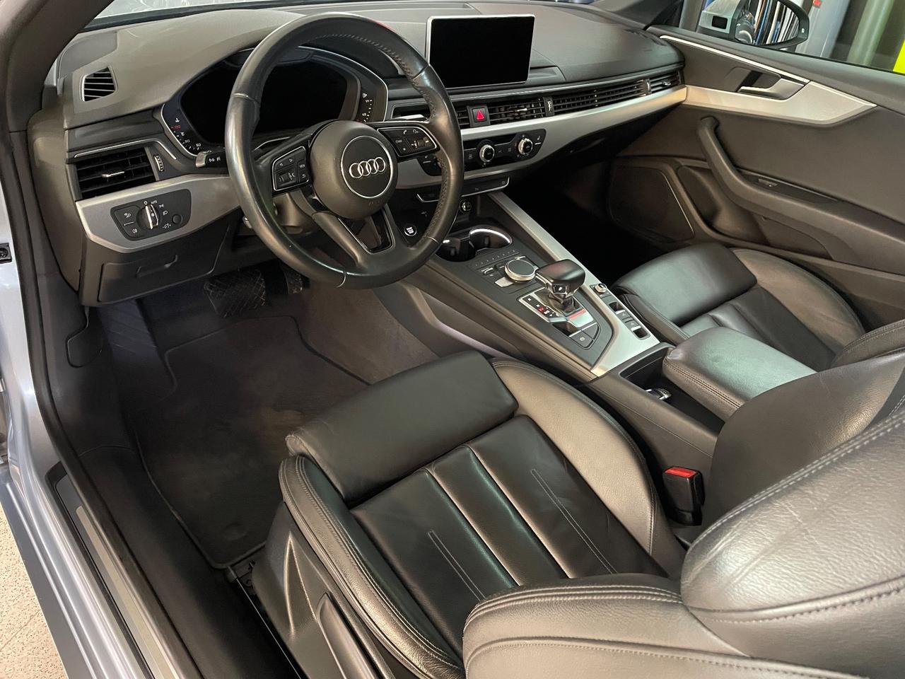 Audi A5 Cabrio 2.0 TDI 150 CV S tronic Sport