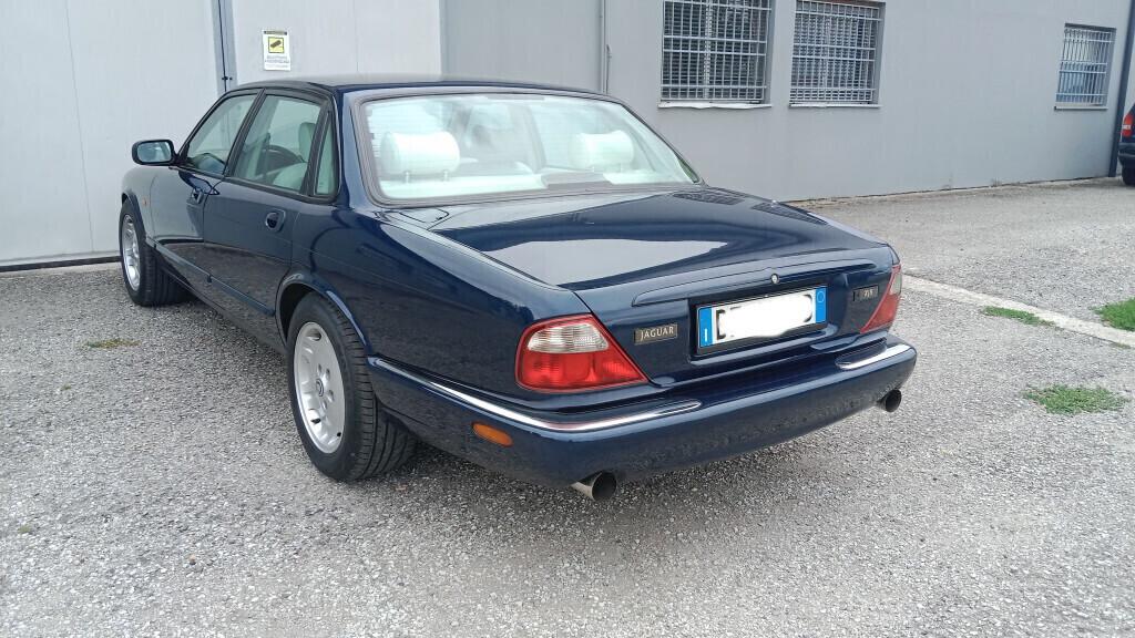 Jaguar XJ8 - 3.2 - ASI - allestimento sport -