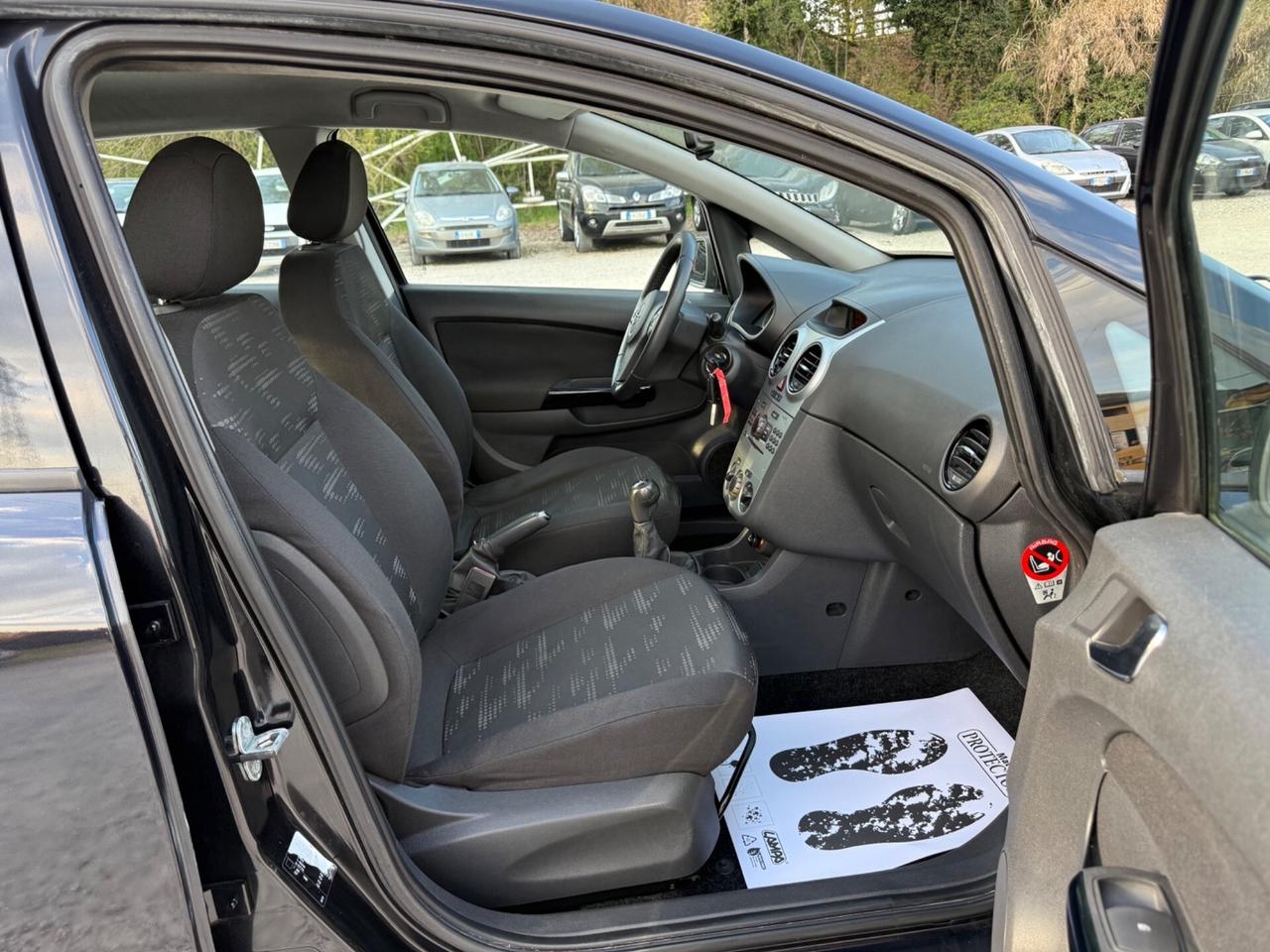 Opel Corsa 1.2 5 porte Club UNICO NEOPATENTATI