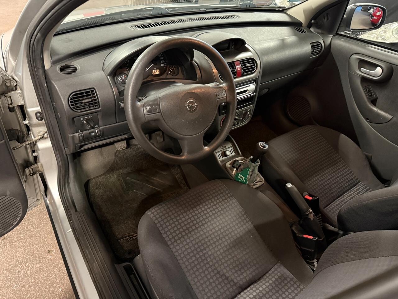 Opel Corsa 1.2i 16V cat 5 porte Club