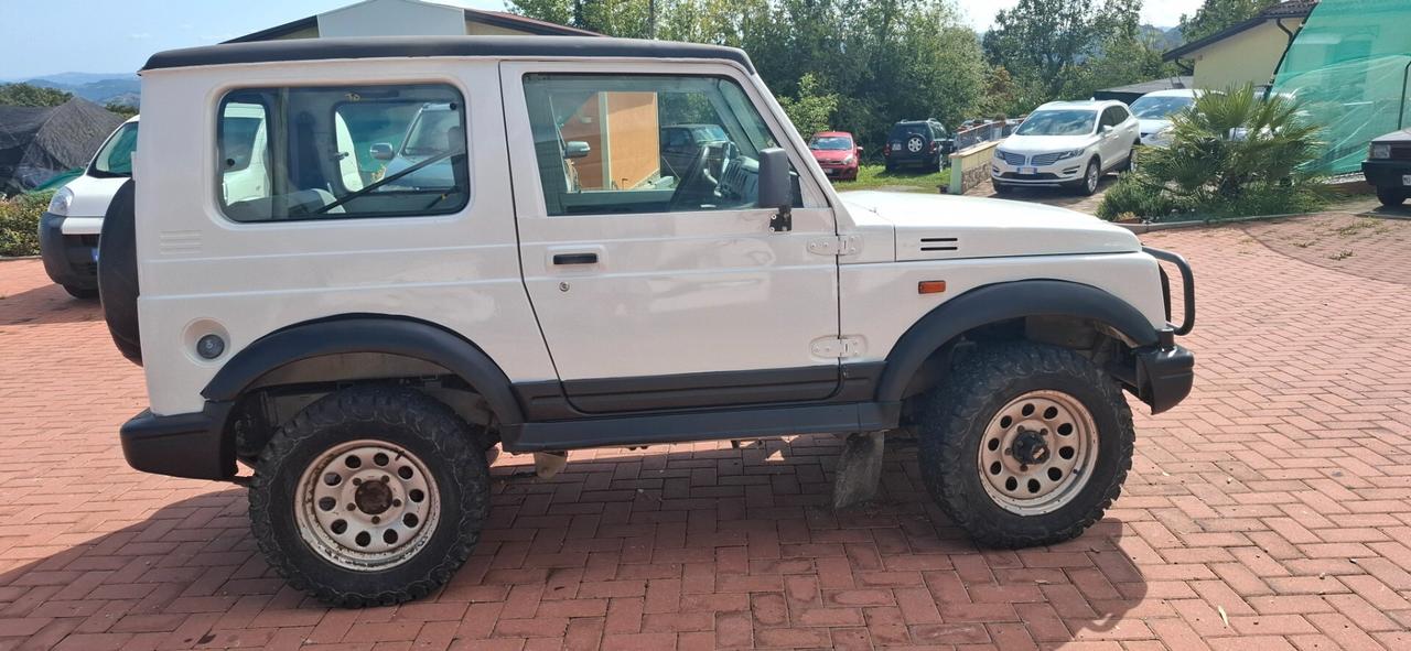 Suzuki Samurai 1.9 diesel cat Berlina De Luxe
