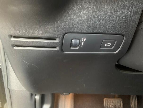 Volvo XC40 T2 Geartronic Momentum Pro