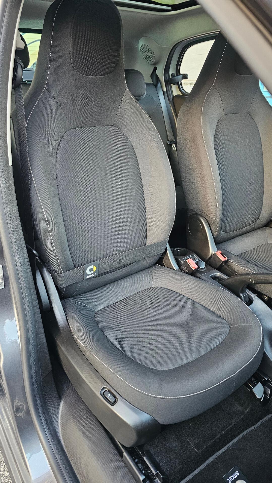 Smart ForFour 90 0.9 Turbo twinamic Passion UNIPRO NAV ANDROID TAGL UFF LED