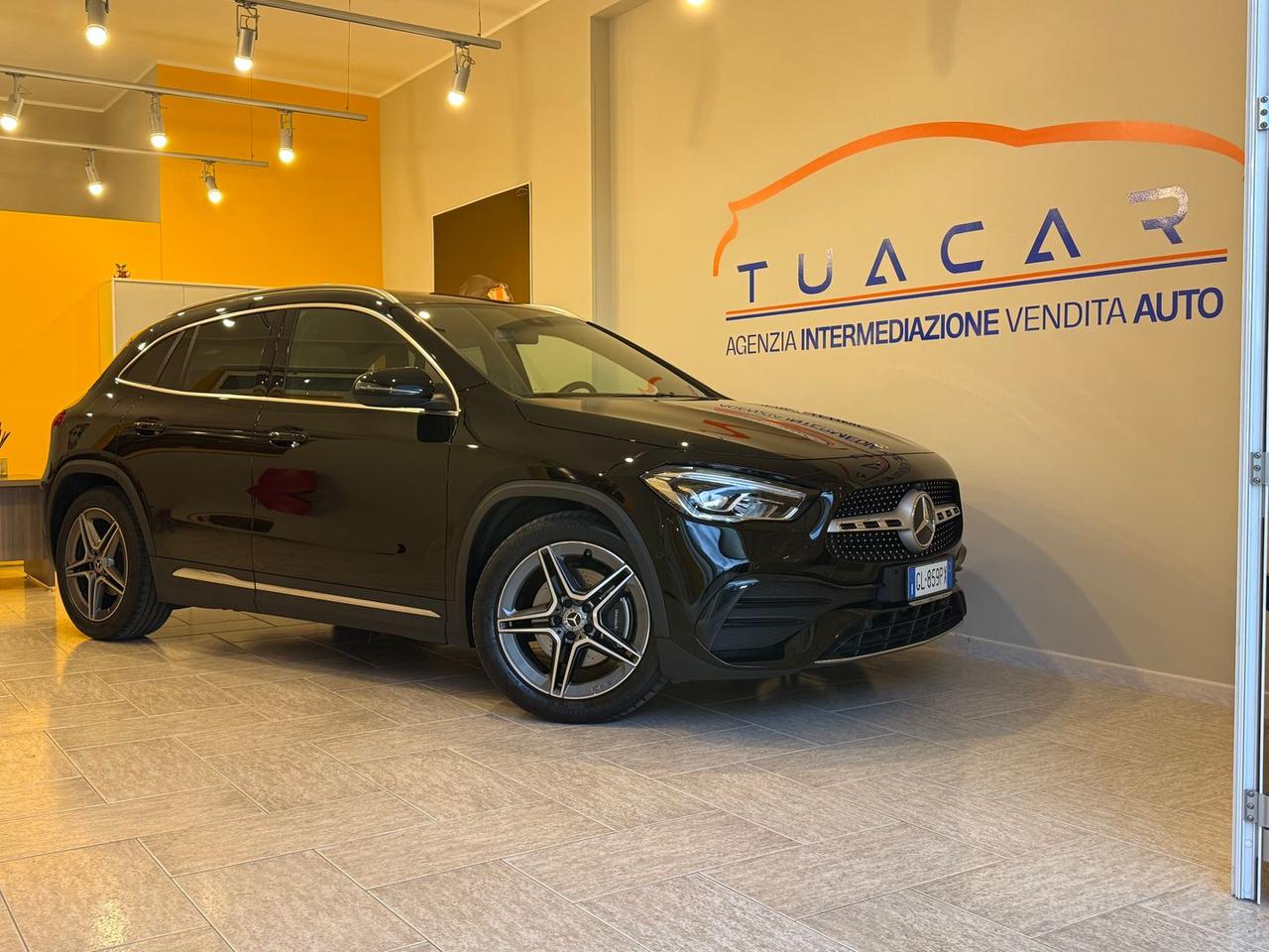 Mercedes-Benz GLA 200 AMG Line Premium 200 D #7222