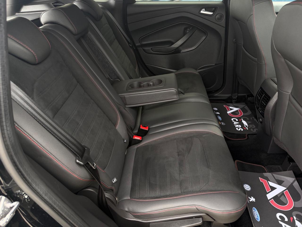 Ford Kuga 2.0 TDCI 150 CV S&S AWD Powershift ST-Line