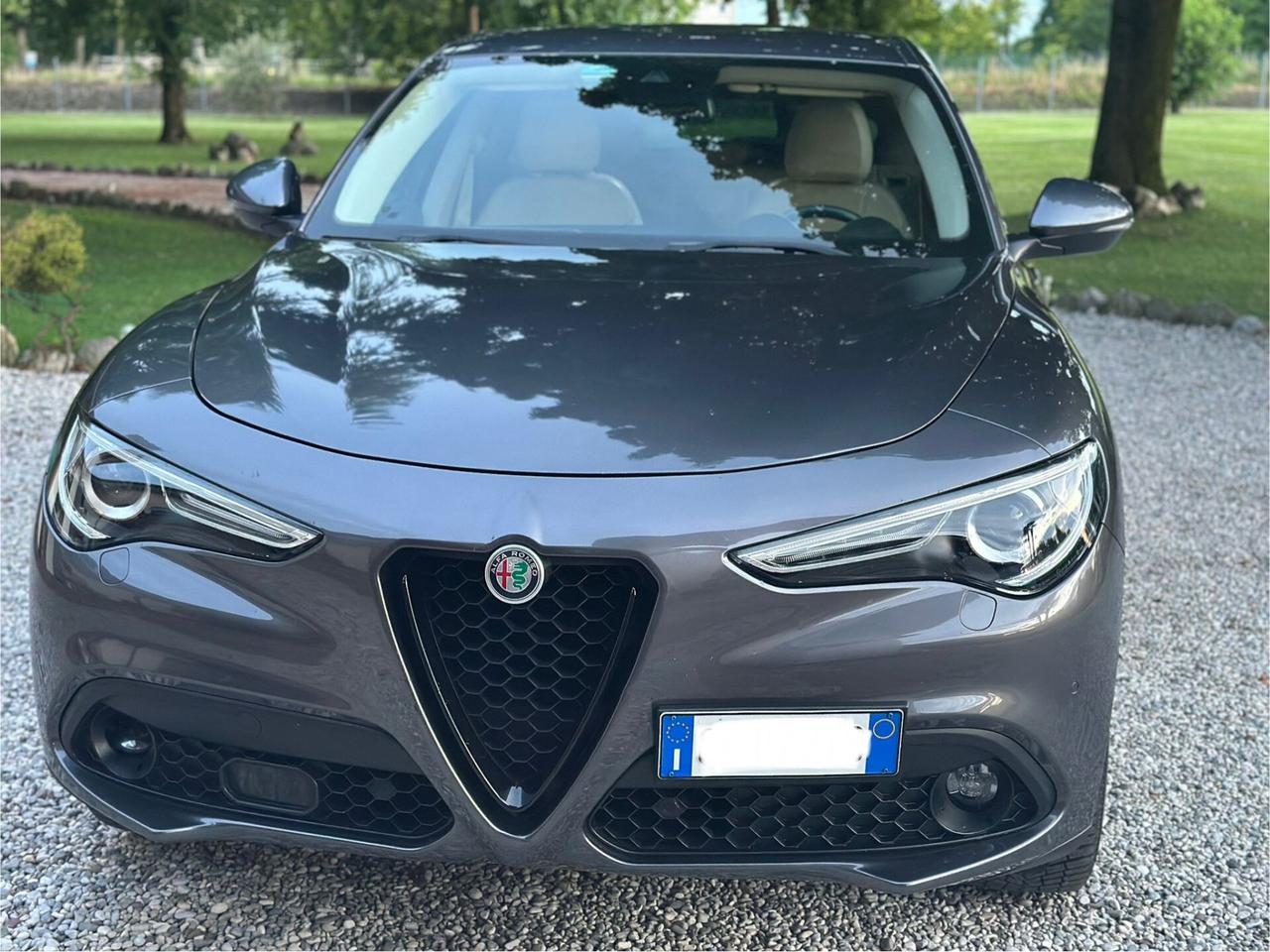 Alfa Romeo Stelvio 2.2 Turbodiesel 210 CV AT8 Q4 Super