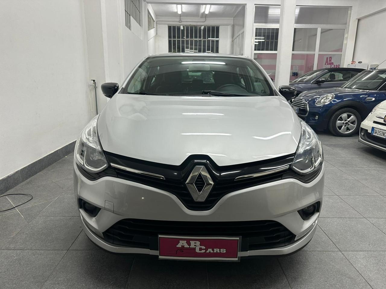 Renault Clio dCi 8V 90 CV 5 porte Duel2