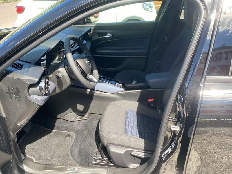 Alfa Romeo Junior Ibrida 1.2 145CV Hybrid eDCT6 ibrida Sprint