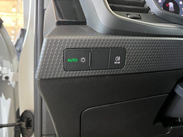 AUDI A1 SPB 25 TFSI S line edition "17 Sline /CarPlay/Park