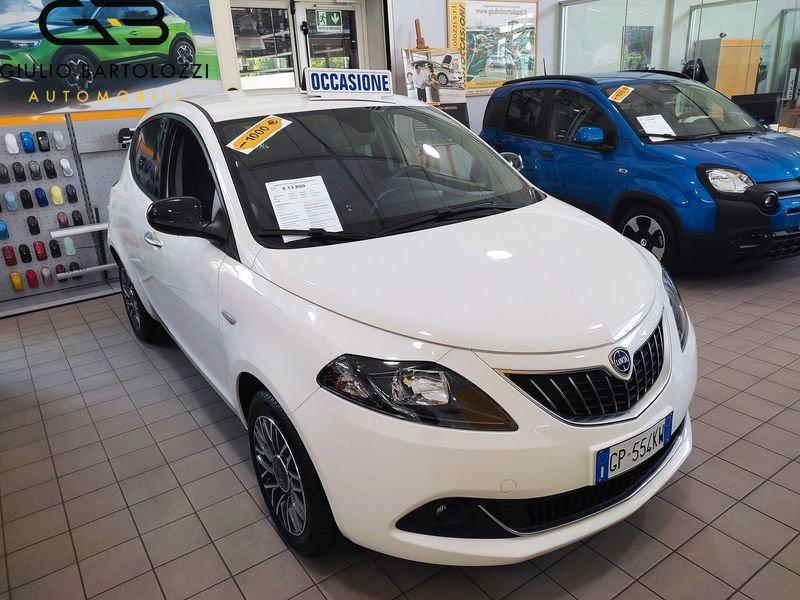 Lancia Ypsilon 1.0 FireFly 70cv Hybrid Gold Plus