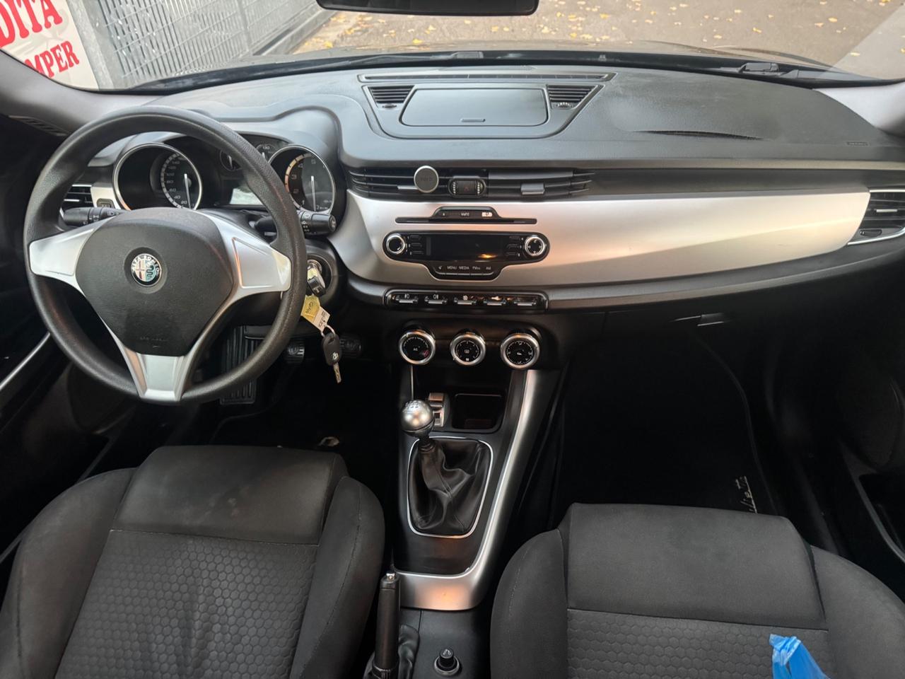 Alfa Romeo Giulietta 1.4 BENZ neopaten garanzia 12 m