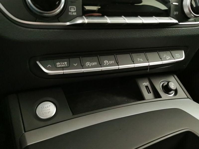 Audi Q5 Sportback 40 2.0 tdi mhev 12V S line quattro s-tronic