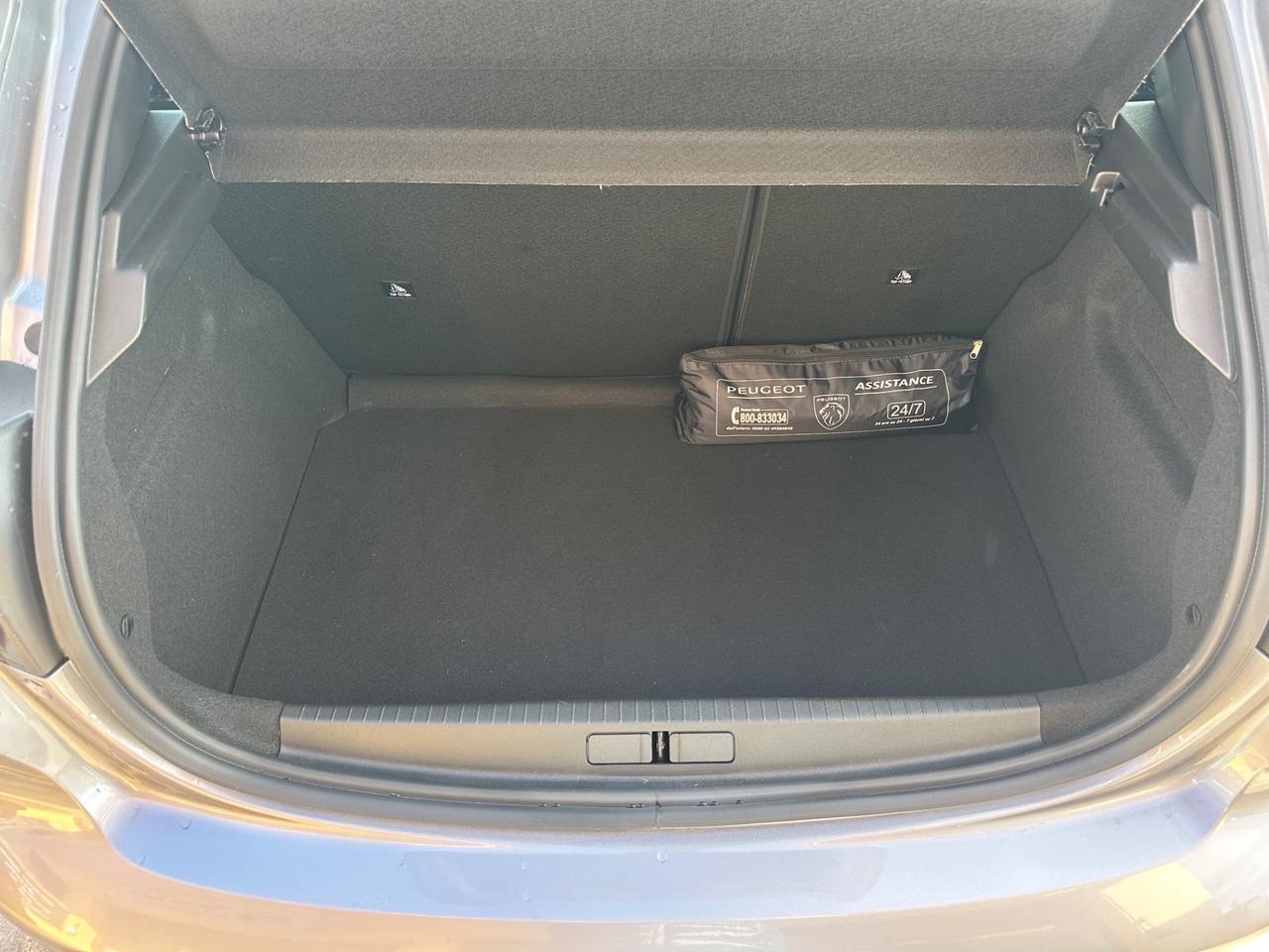 Peugeot 208 PureTech 75 S&S 5 p. Active KM 677 - 06/2024