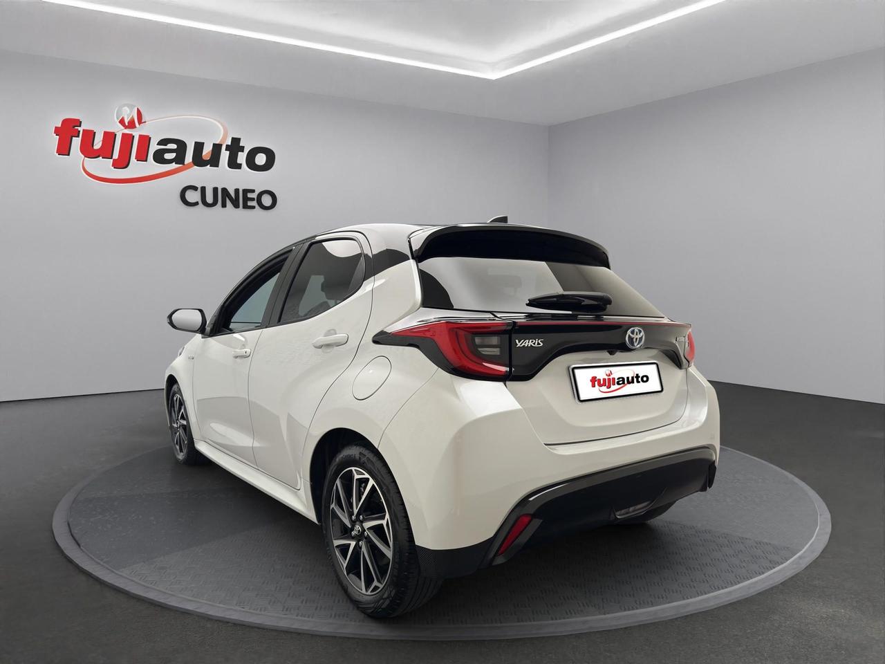 Toyota Yaris 1.5h E-CVT Style