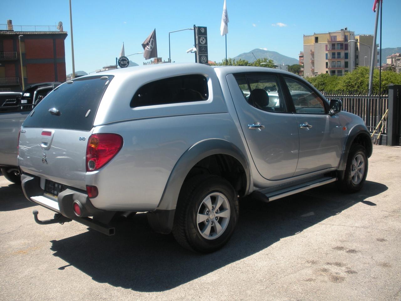 Mitsubishi L200 2.5 DI-D/136CV Double Cab Intense ''SEA''