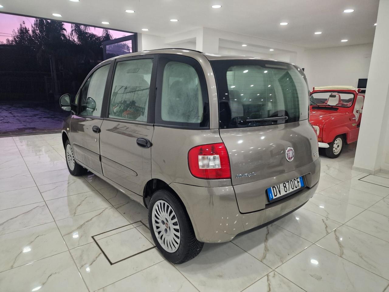 Fiat Multipla 1.6 16V Natural Power 6 POSTI