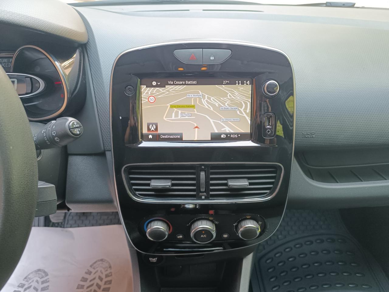 Renault Clio dCi 8V 75 CV 5 porte Moschino Zen