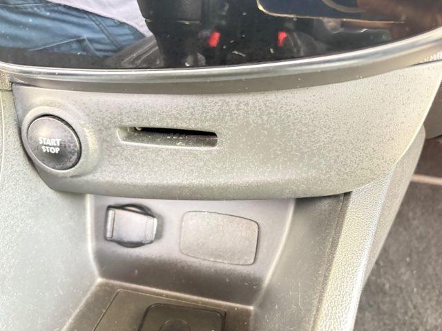 RENAULT Clio 90CV 5 porte NEOPATENTATI NESSUN OBBLIGO DI FINANZ