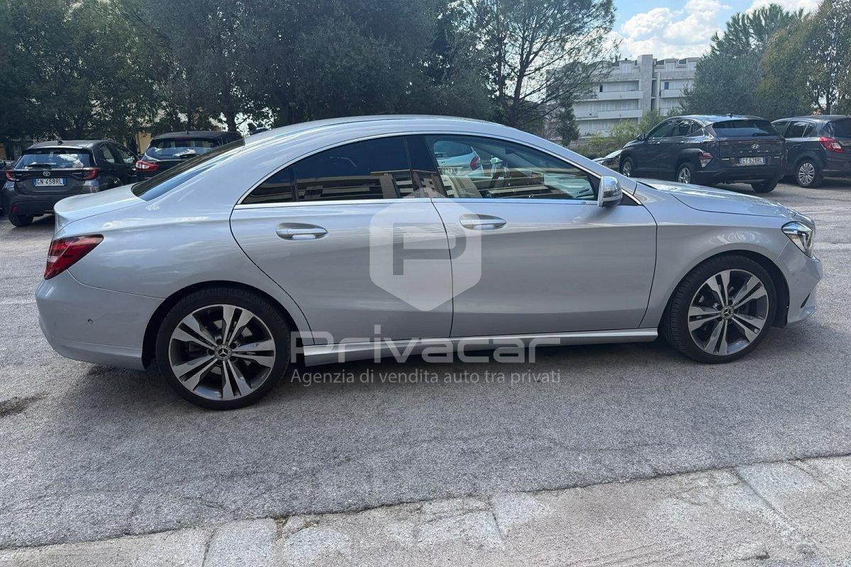 MERCEDES CLA 200 d Automatic Premium