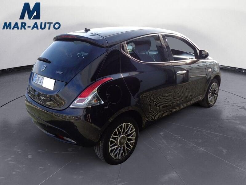 Lancia Ypsilon Ypsilon 1.0 FireFly 5 porte S&S Hybrid Gold Plus