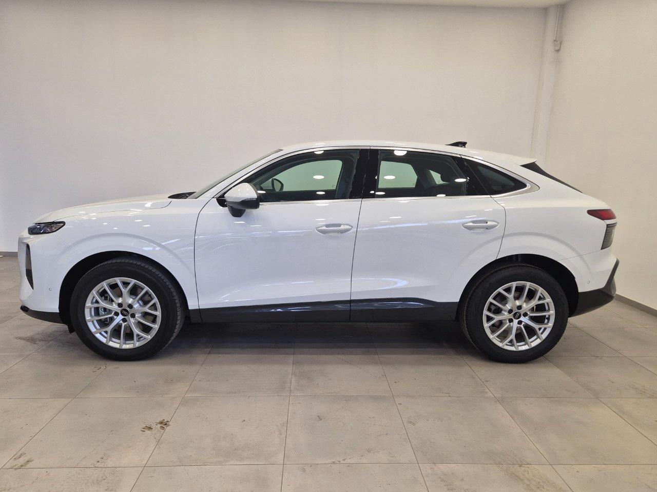 Audi Q3 SPB Sportback 2.0 tfsi quattro 204cv s-tronic