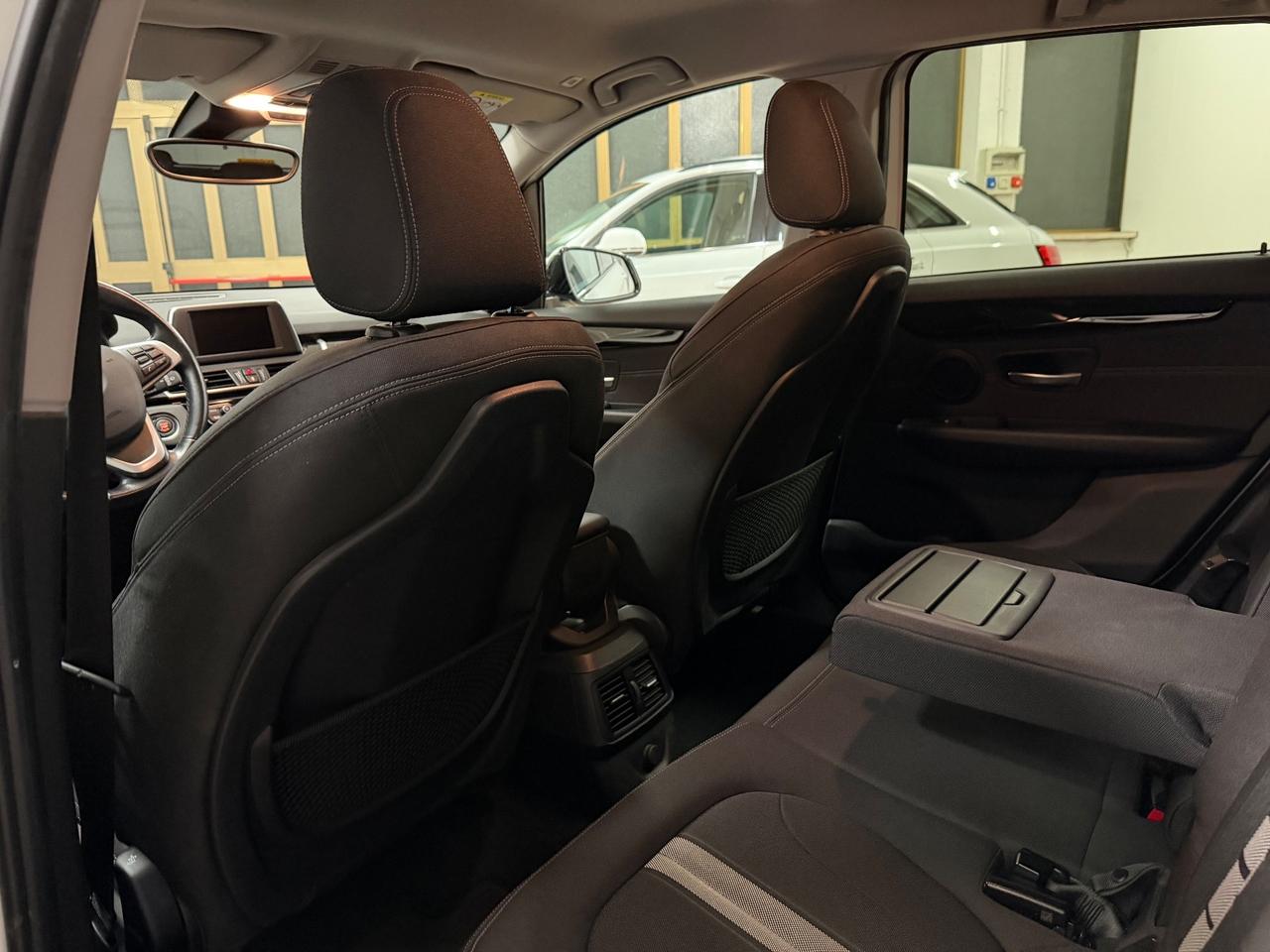 Bmw 220 220i sport tour