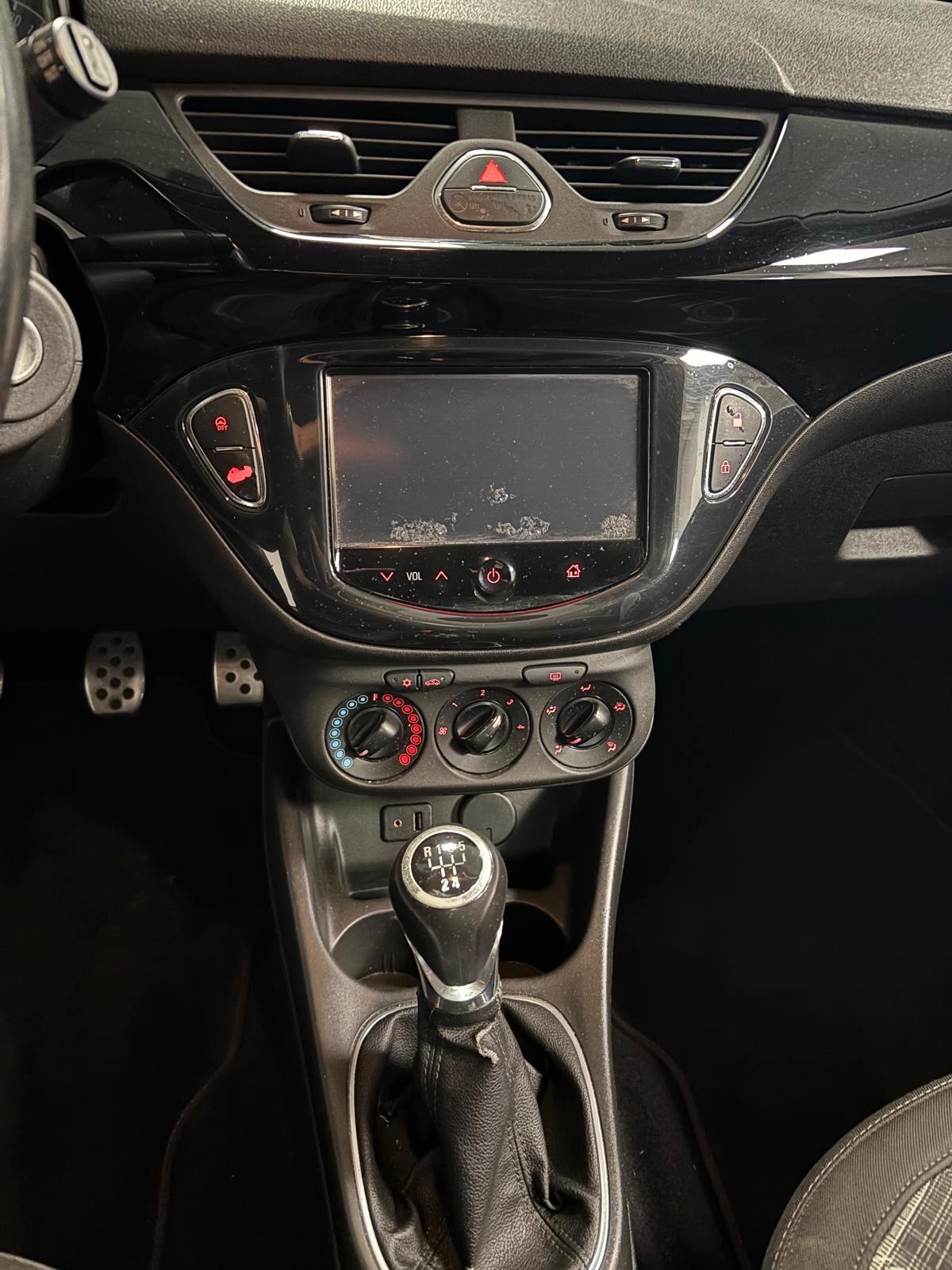 OPEL CORSA ANNO 2015 DS 1.3 MULTIJET ADATTA NEOPATENTATI KM 193 MILA