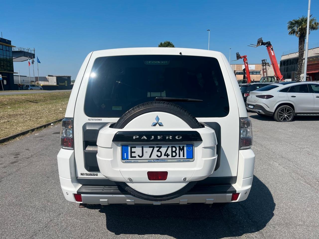 Mitsubishi Pajero 3.2 DI-D 16V 5p. Intense DPF