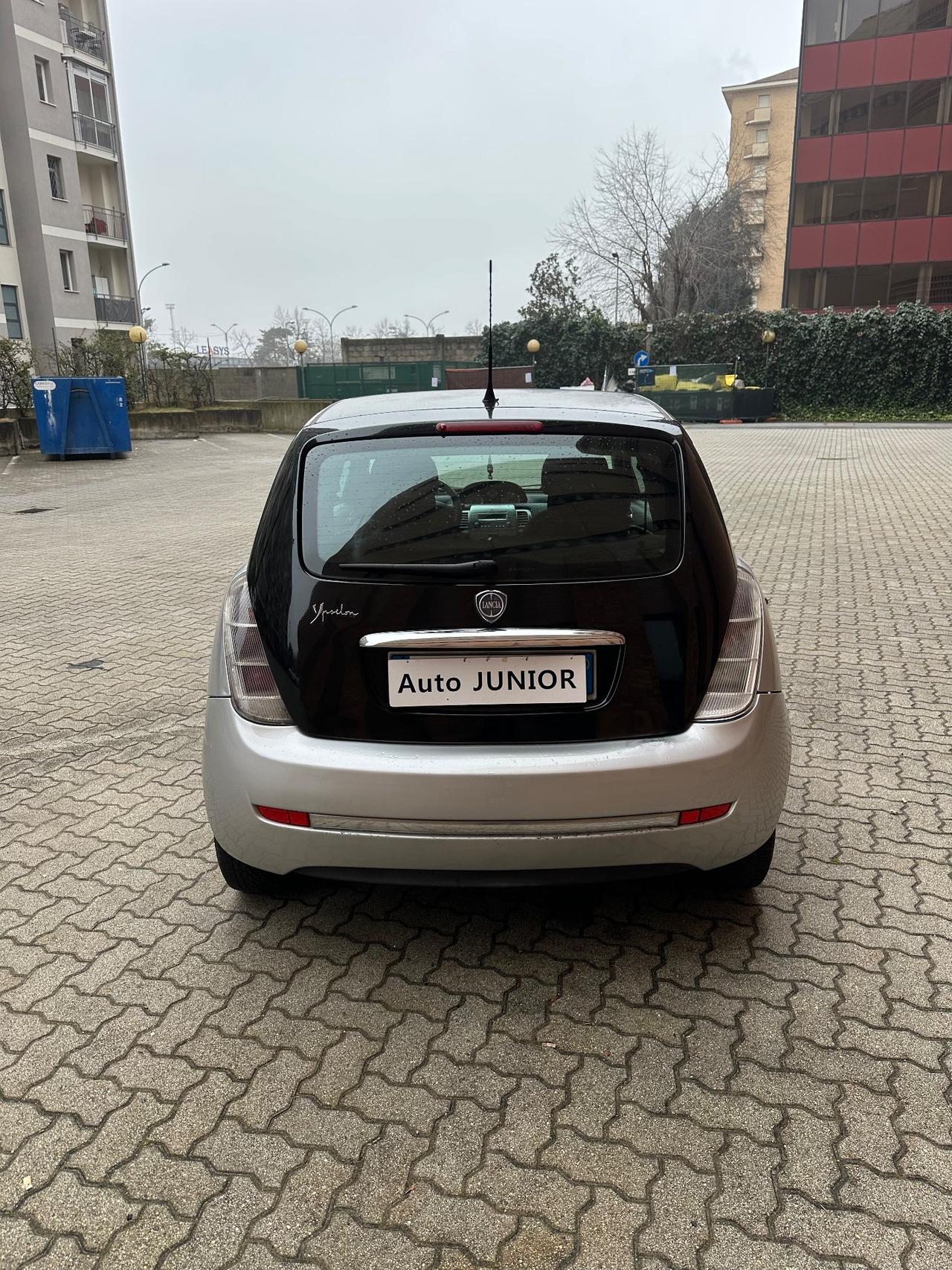Lancia Ypsilon 1.2 Argento