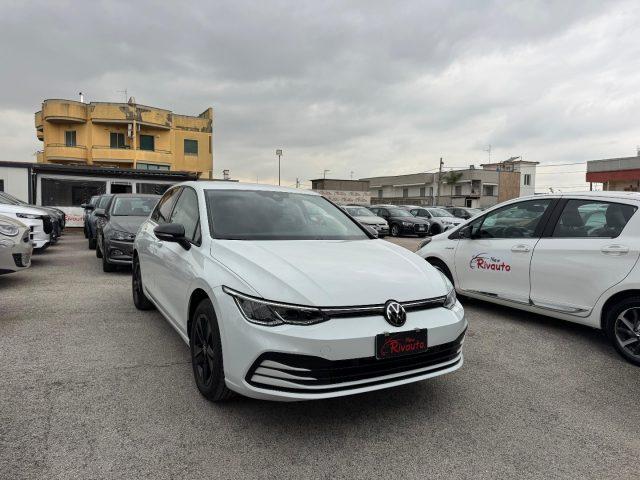 VOLKSWAGEN Golf 1.0 eTSI 110 cv EVO DSG Life