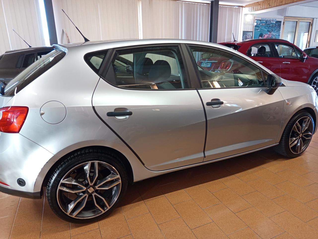 Seat Ibiza 1.2 benzina-gpl, 139 Mila chilometri. Ok neopatentati
