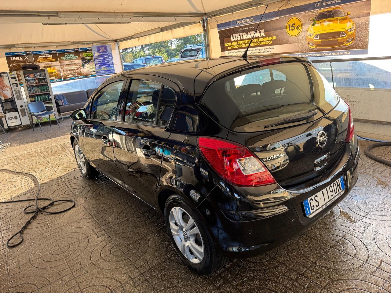 Opel Corsa 1.2 5 porte Elective