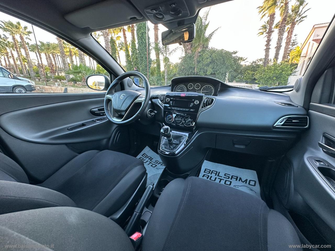 LANCIA Ypsilon 1.2 69 CV 5p. Gold