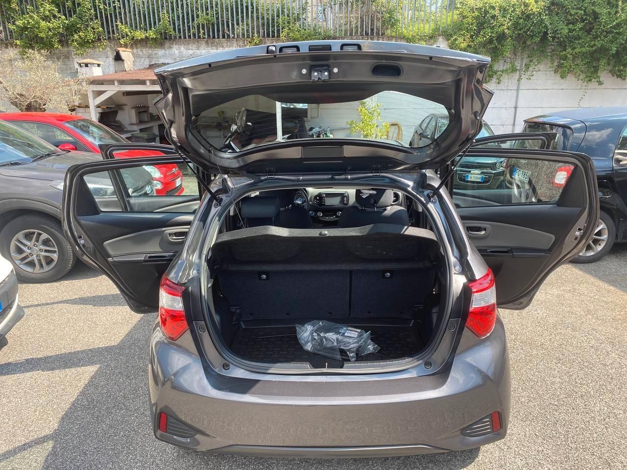 Toyota Yaris 1.5 Hybrid 5 porte Active