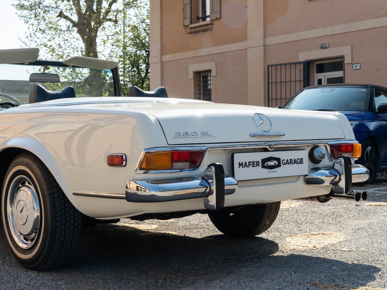 Mercedes-Benz SL 280 PAGODINO