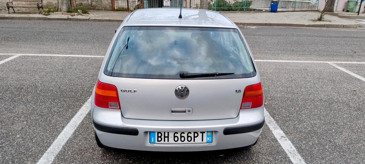 Volkswagen Golf 1.6 16V cat 5 porte Comfortline