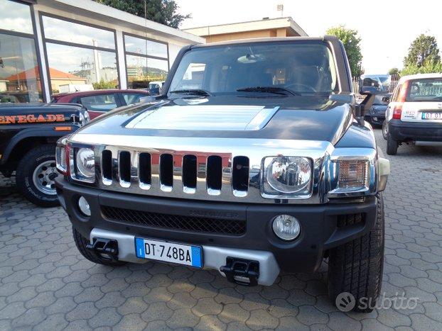 Hummer H3 benzina v8