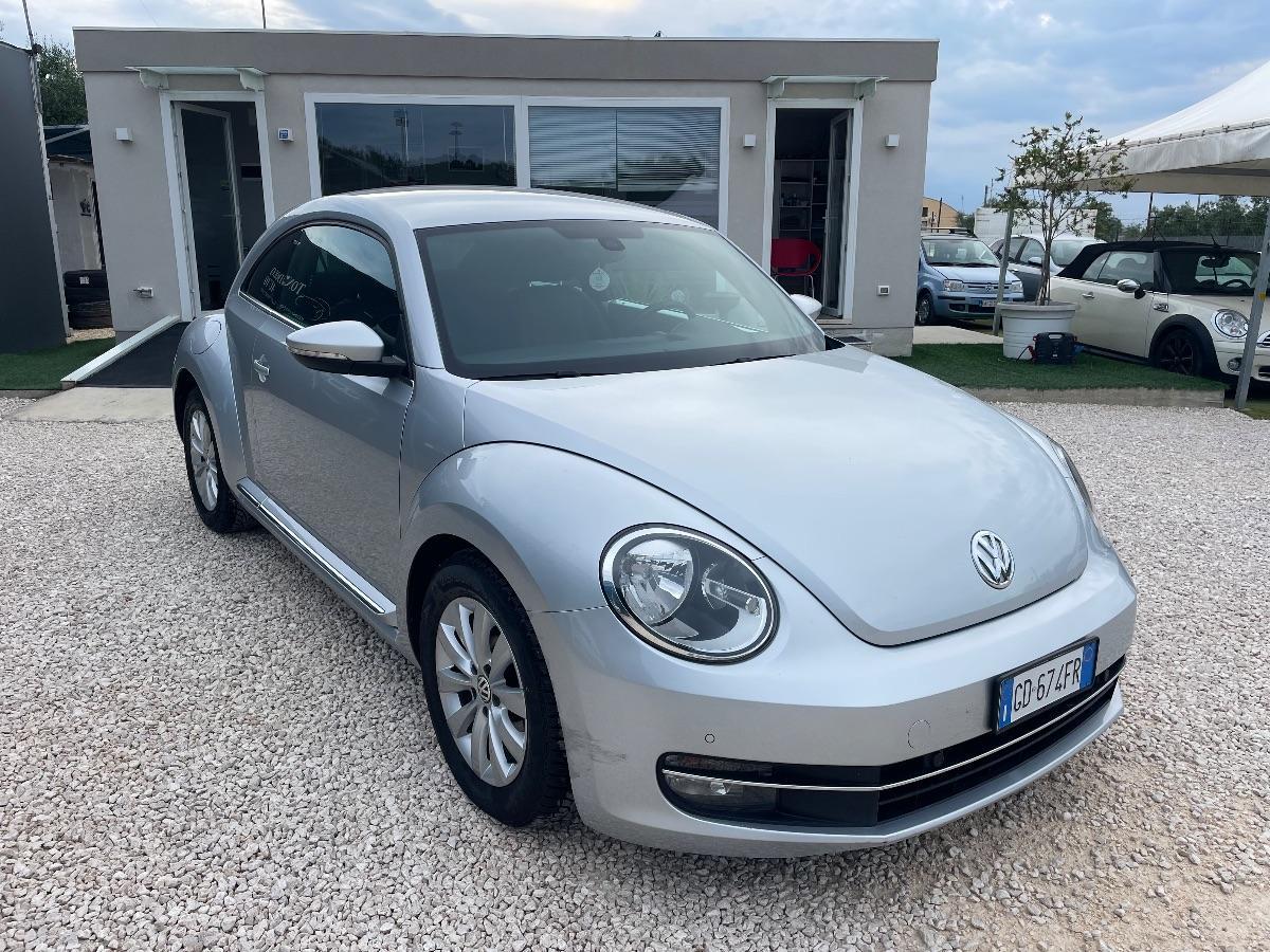 VOLKSWAGEN - Maggiolino - 1.6 TDI Design
